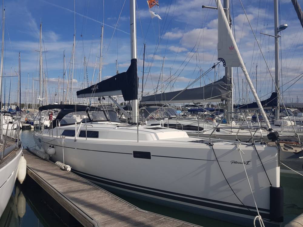 Hanse 385